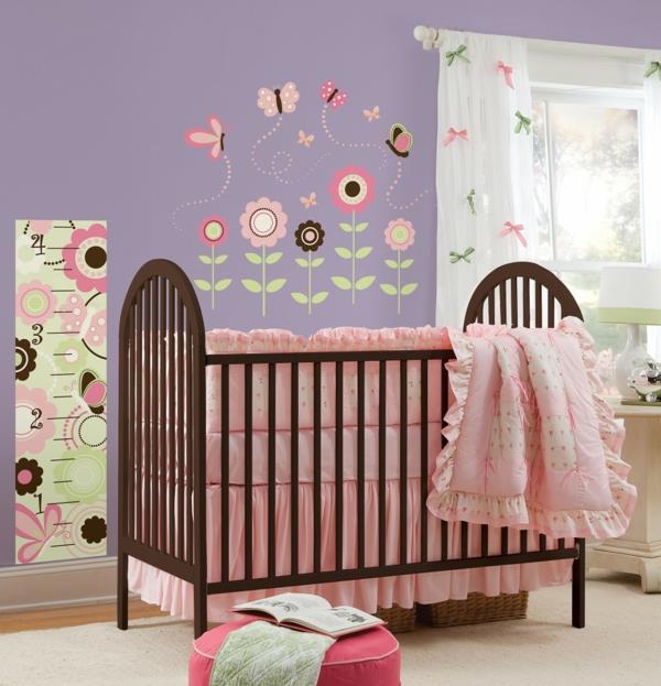 vauvan huoneen suunnittelu loistava seinäkoriste violetti seinämaali seinätarrat