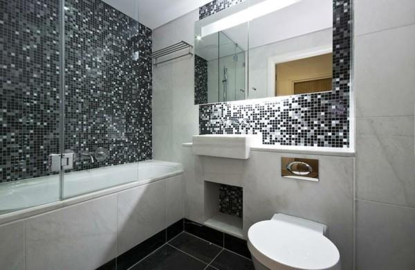 Suunnittele kylpyhuone uudelleen Harmaat ja valkoiset pienet laatat