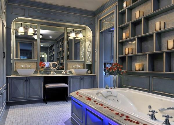 kylpyhuoneen kalusteet ranskalainen muotoilu violetti