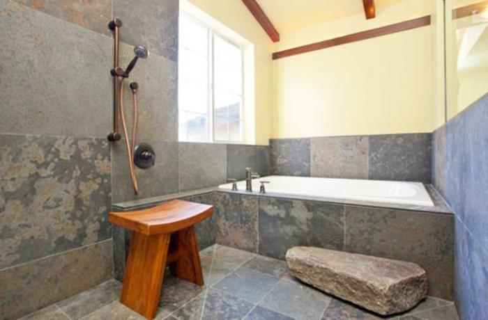 kylpyhuoneen kalusteet japanilainen design marmorilaatat