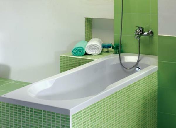 kaakeloitu kylpyamme sisäänrakennettu kylpyamme kylpyhuone laatat vihreä