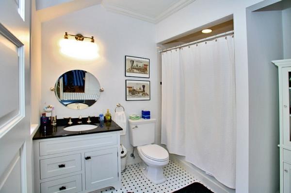 kylpyhuoneen verhoideat suihkuverhon lattialaatat pilkku kuvio