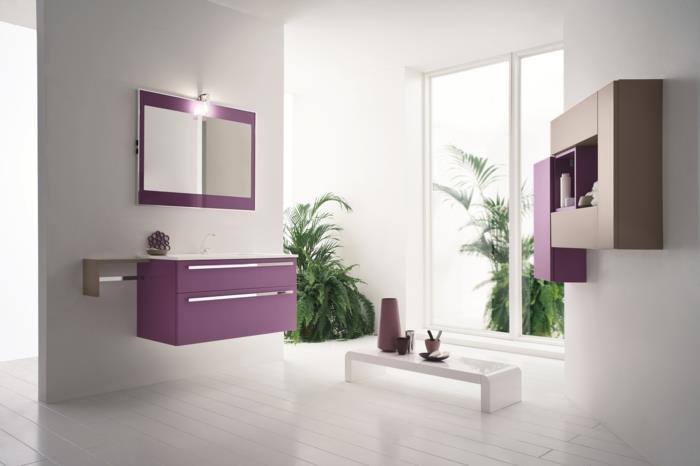 kylpyhuone suunnittelu violetti kaapit kasvit kylpyhuone peili valkoiset seinät