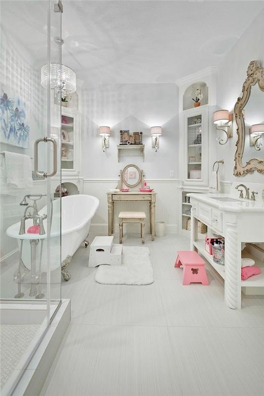 kylpyhuone nuhjuinen tyylikäs kylpyhuonekalusteet valkoinen vaaleanpunainen aksentti suihkukaappi