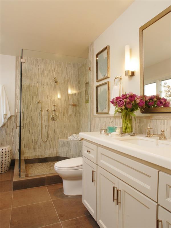 kylpyhuone laatat seinän suunnitteluideoita mosaiikkilaatat suuret lattialaatat kukat