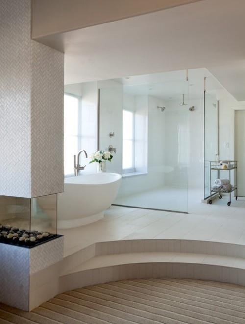 kylpyhuoneen suunnittelu valkoiset kylpyhuonekalusteet