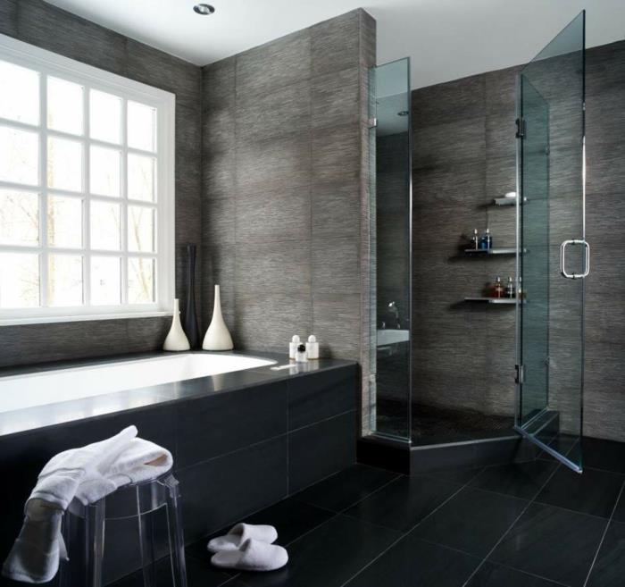 kylpyhuone laatat kylpyhuone sisustus tyylikäs harmaa laatta ikkunat