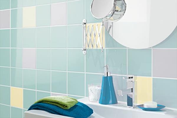 kylpyhuoneen laatat laatat värit seinälaatat sininen keltainen