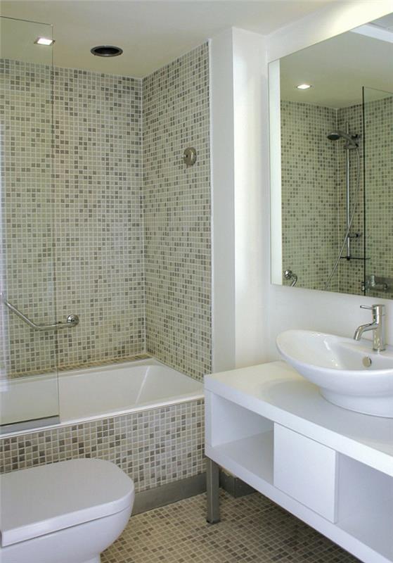 kylpyhuoneideat pienet huoneet mosaiikkilaatat valkoiset huonekalut