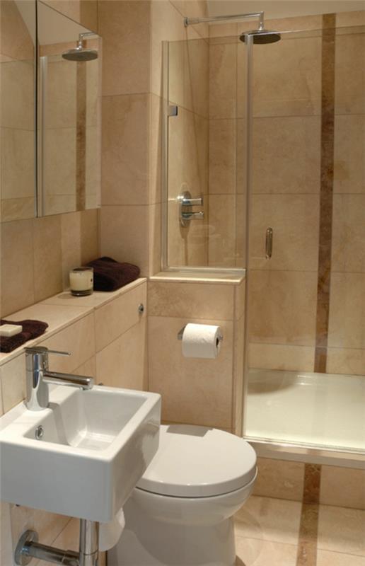 kylpyhuone ideoita pieni kylpyhuone kylpyamme suihku kevyt kylpyhuone laatat