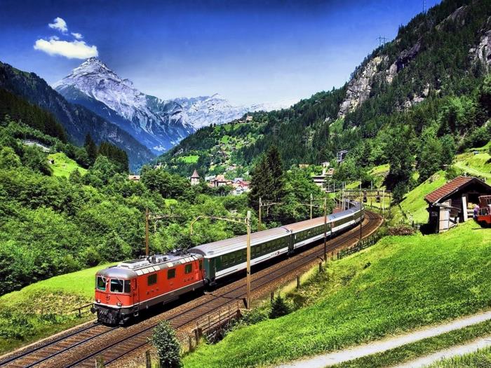 rautatie matkailu eurooppa alpit luonto maisemat vuoret