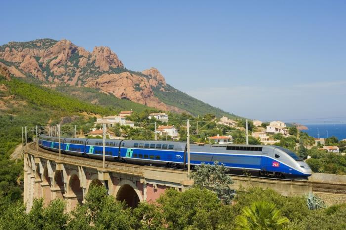 rautatieliikenne Eurooppa junamatka Ranskan eteläpuolella