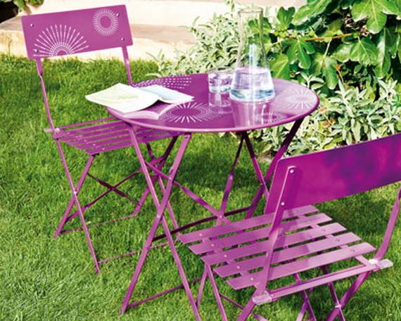 Uudelleen suunnitella parveke ruoho violetti tuoli pöytä kasvit