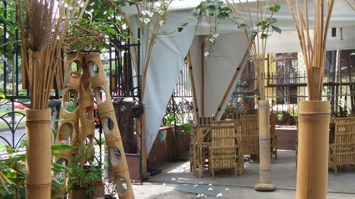 bambu koristelu bambu sauvat puutarha suunnittelu kukka jalusta ideoita