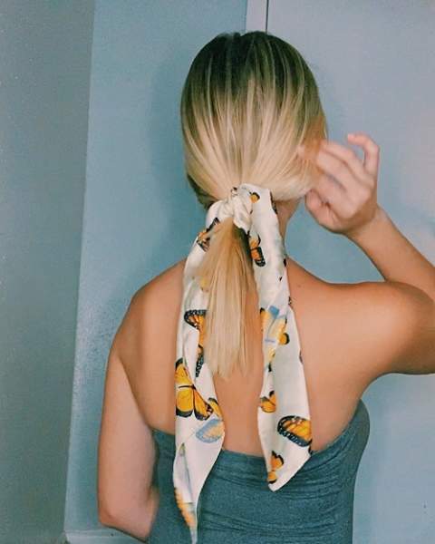 Bandana hestehale i blondt hår