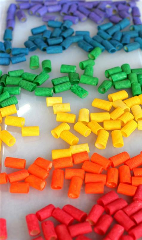 Käsityöt lasten kanssa käsityöideoita diy ideoita lasten pelejä vesi sateenkaari nuudeli