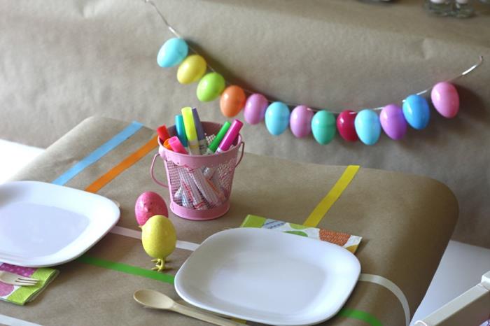 käsityöideoita pääsiäinen juhlapöydän koristeet värilliset munat