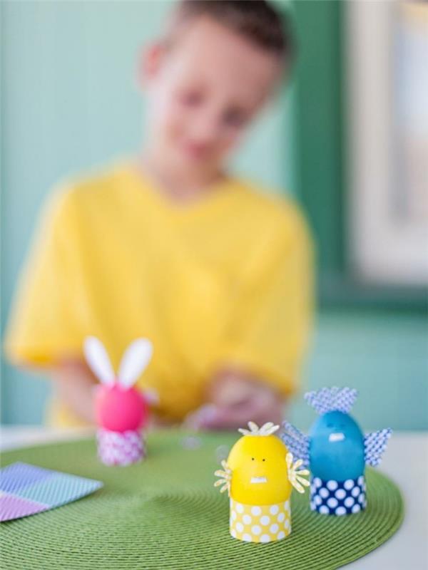 näpertele lasten kanssa pääsiäisen hauskoja pääsiäismunia
