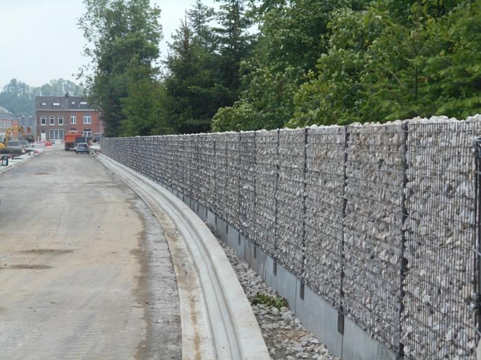 rakennustyömaa-gabion-seinä-tee se itse