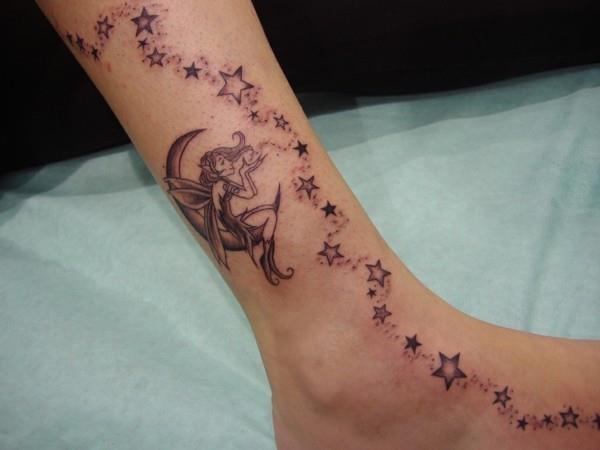 jalka tatuointi tähti kuu keiju