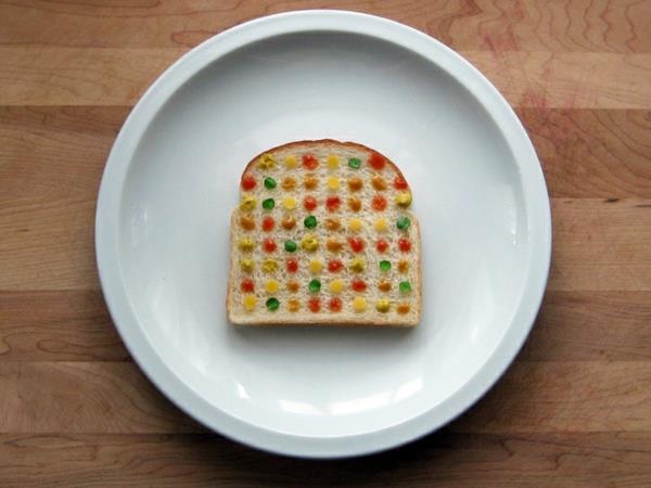 avoimet voileivät Brittany Powell Tae Kitakata sandwich hirst