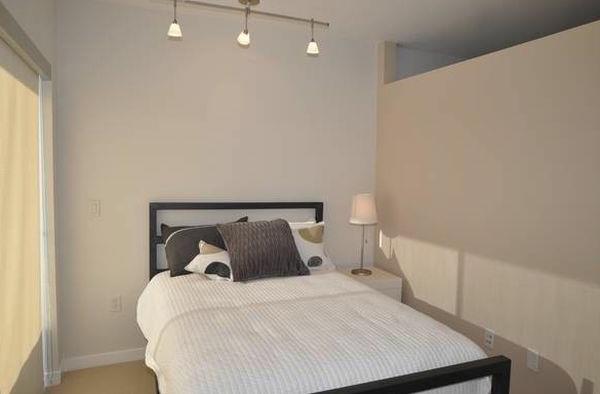 valaistus makuuhuone minimalistinen tosiasiallinen seinä tyyny