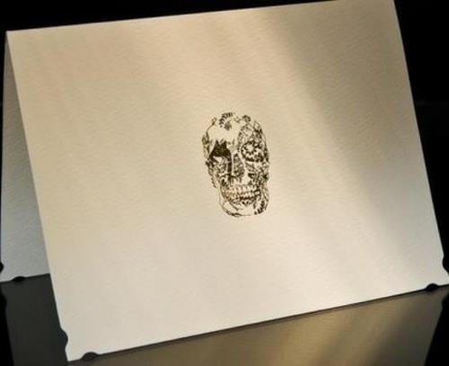 suosittu halloween -koriste paperitavara kallo