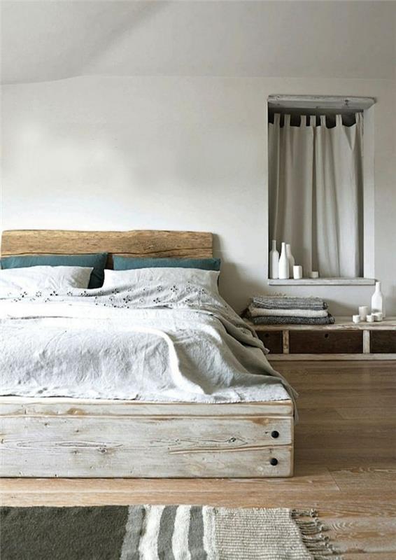 Rakenna oma sängyn maalaismainen sängyn suunnittelu ja puulattia kodikkaassa makuuhuoneessa