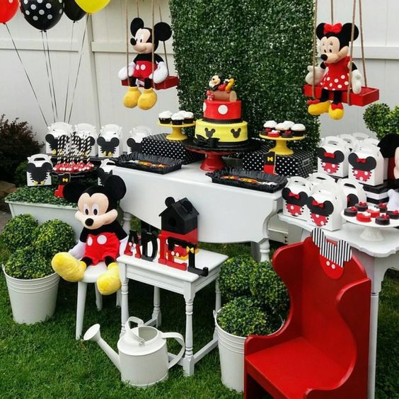 Mickey egér születésnapi téma