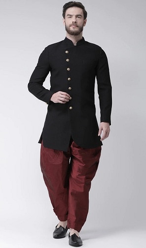 Sort kort Sherwani