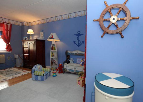 siniset seinät koristelu ohjauspyörä lastenhuoneen hyllyt matto ottomaanien