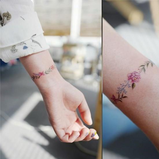 kukat korut tatuointi ranne