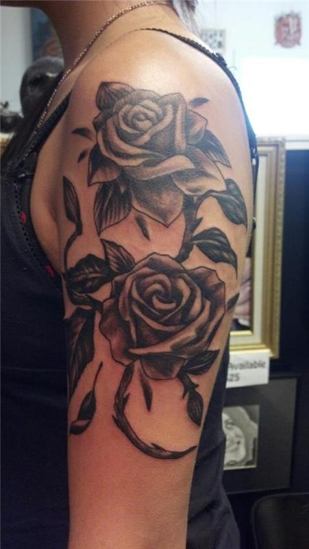 kukka tatuoinnit kuvat olkavarretatuointi naiset