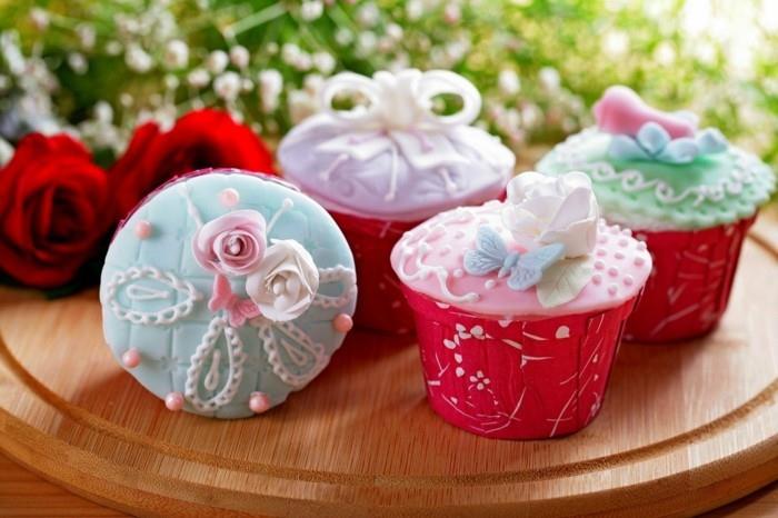 kukkakimppu muffinsseihin kevääksi