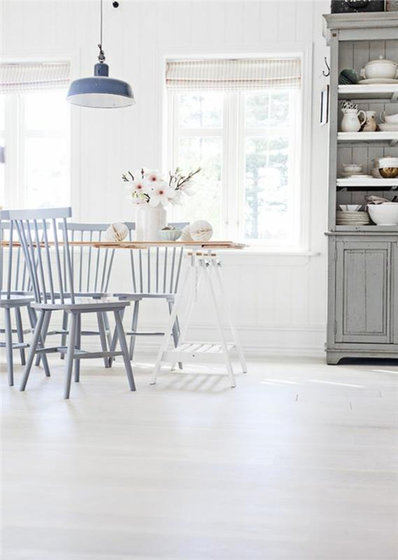 lattia valkoinen keittiö ruokasali vintage huonekalut metalli riippuvalaisin retro tuolit kaappi