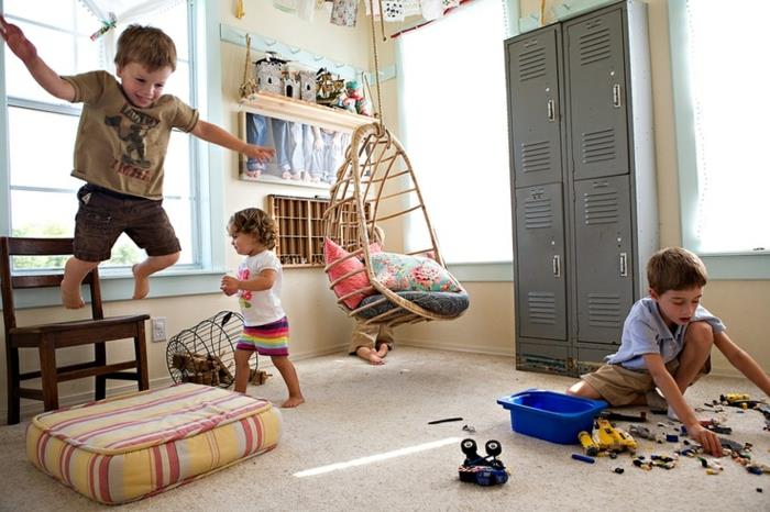 Lastenhuoneiden lattiatyynyt koristavat kauniita asumisideoita