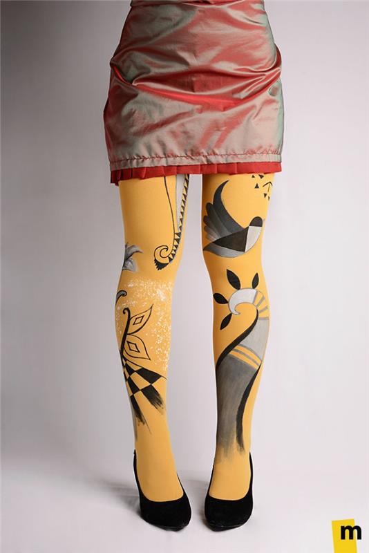 kehon maalaus nykytaiteen taide sukkahousut tyylitelty lintuja kukkia