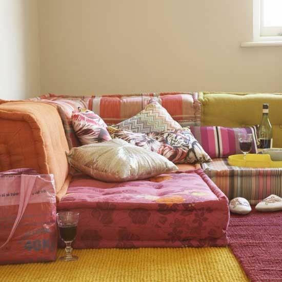boheemi tyyli lattiatyynyt sohva