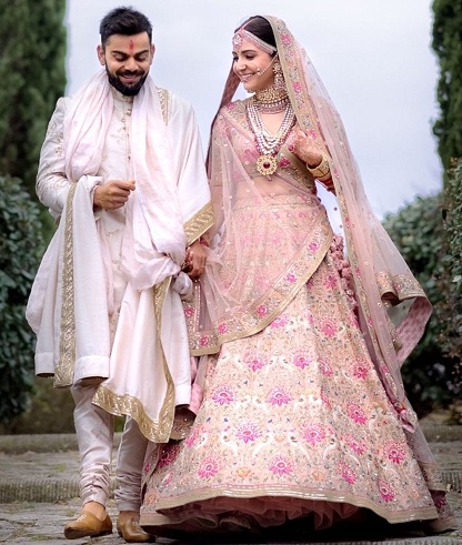 Anushka Sharma Lehengában