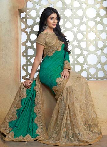 Den grønne og beige silke Bollywood Saree