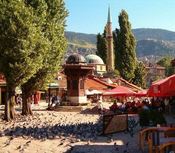 Bosnia ja Hertsegovinan pääkaupunki kauniita matkakohteita
