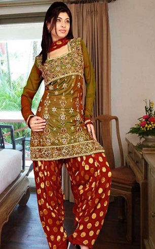 Zöld és barna színű egyenes Salwar öltöny