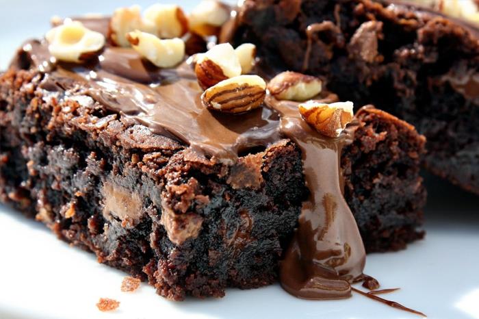 brownie -resepti suklaa vegaaniset pähkinät
