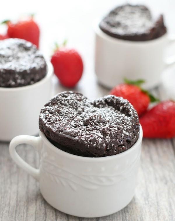 brownie -kuppikakku ilman munaa tomusokerin kanssa