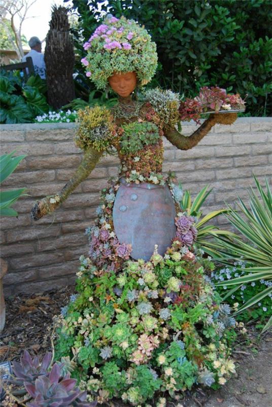 puksipuu erikoinen topiary puutarhahahmot eksoottinen nainen