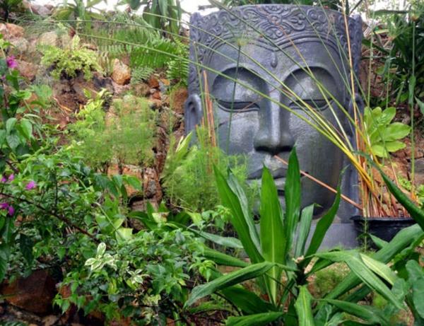 kivihahmot patsas puutarha buddhan pää