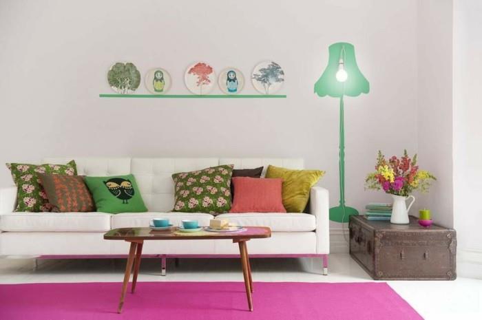 olohuoneen sisustusideoita värikkäitä tyynyjä valkoinen sohva sisustus olohuone