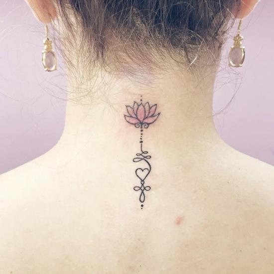 värikäs lotus unalome tatuointi kaulassa