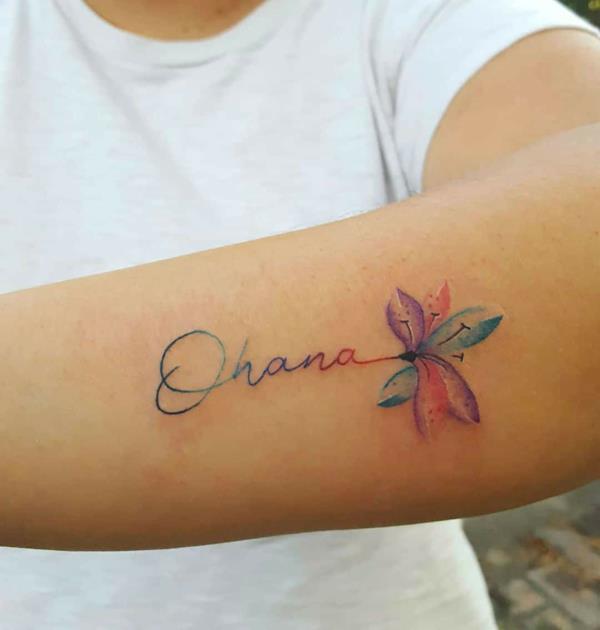 värikäs ohana tatuointi fontti kukka
