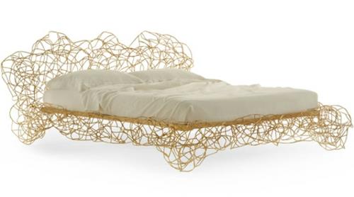 Campana -sänky suunnittelee edra milanin sängynrungon